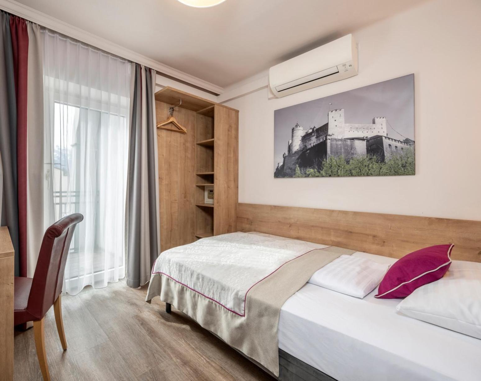 Hotel Junior By Max 70 Залцбург Екстериор снимка